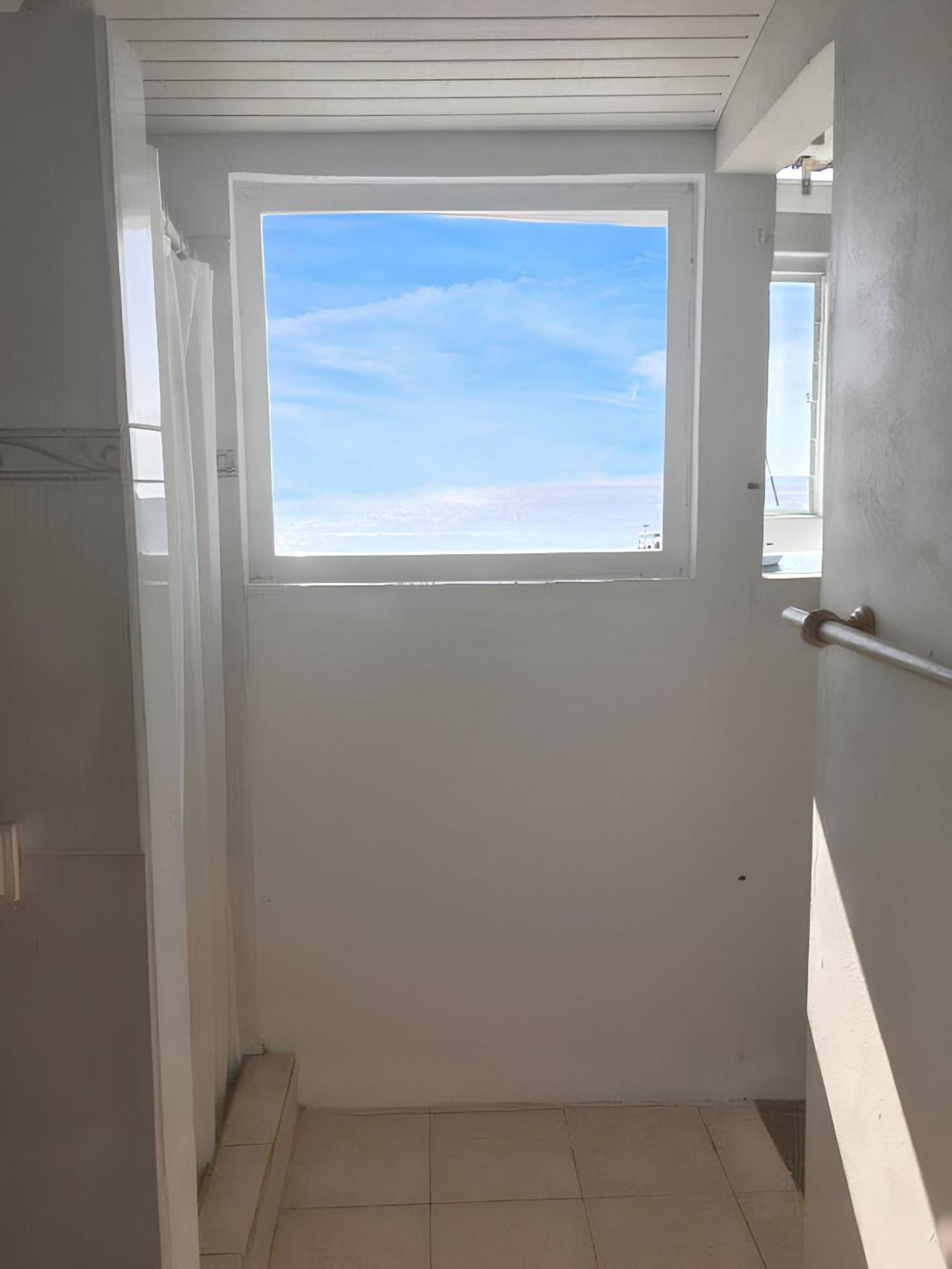 Maison De Charme A Saint-Pierre Avec Vue Sur Mer Et Montagne Εξωτερικό φωτογραφία